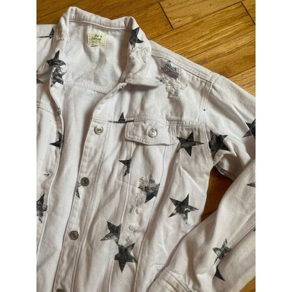 Blue & Buttercup women Vintage like Star-Printed Distressed White Denim Jacket S - Picture 3 of 9